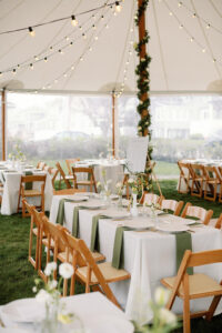 From rustic burlap to sequins, Picking the Best Tablecloths for Your Event Table is simple with Baystate Tent’s expert rentals and sample viewings.